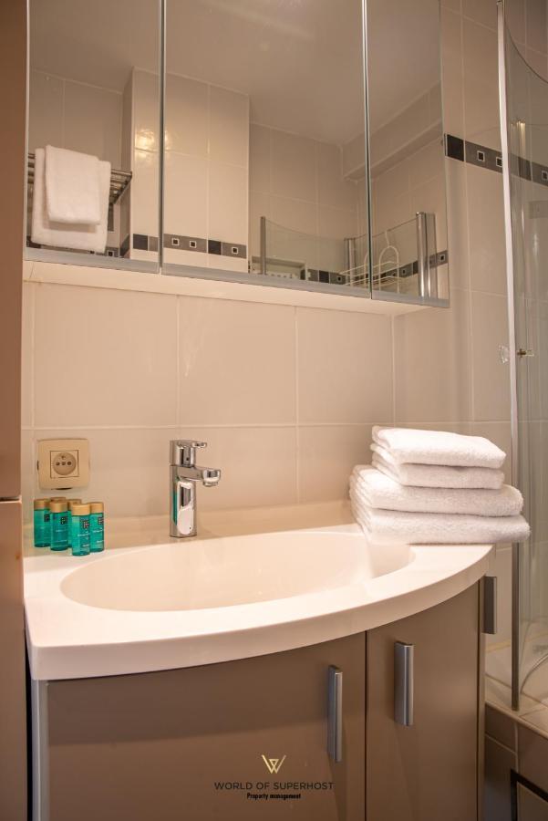 Beautiful Sunny Apartment Near The Sea Oostende Bagian luar foto